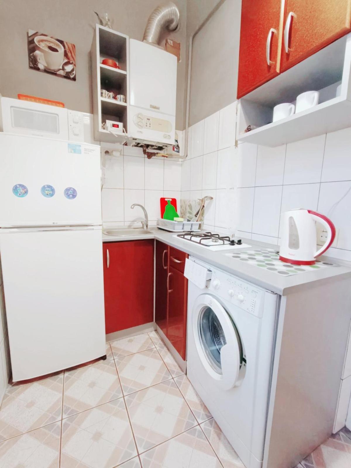 Apartment Anna ลวีฟ ภายนอก รูปภาพ