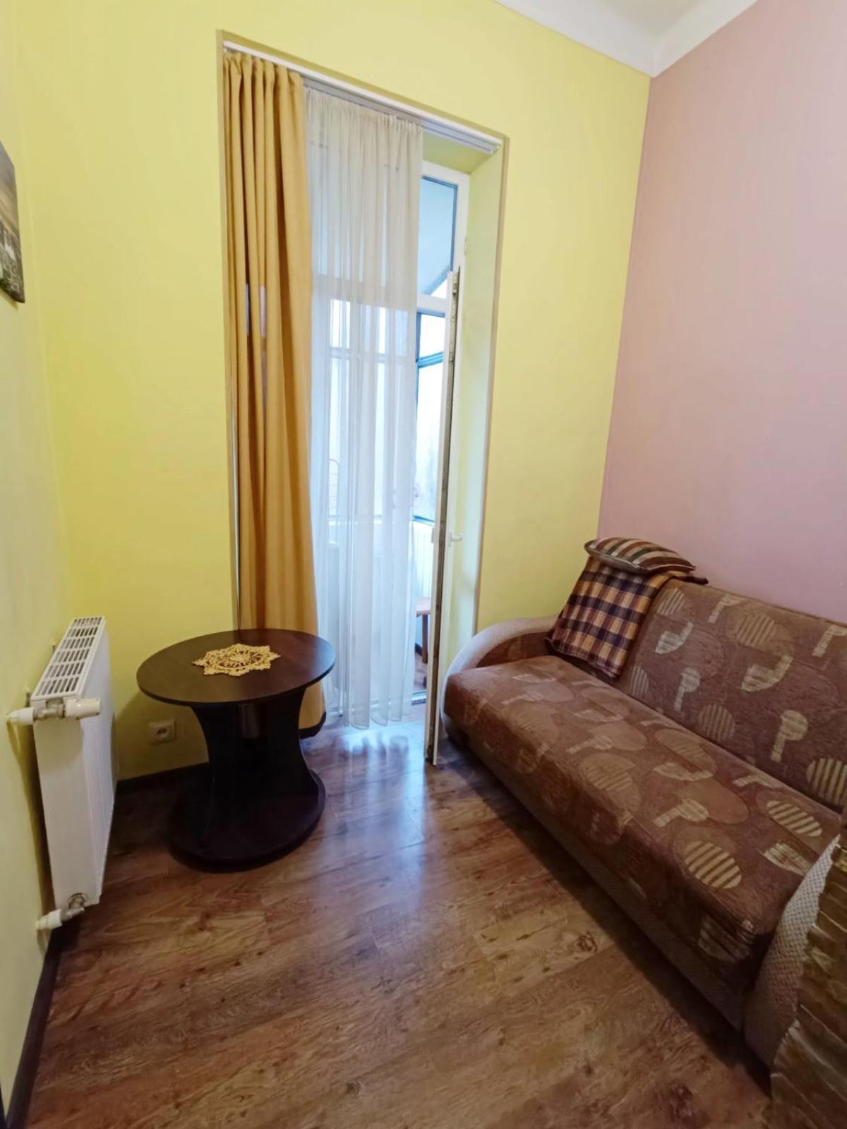 Apartment Anna ลวีฟ ภายนอก รูปภาพ