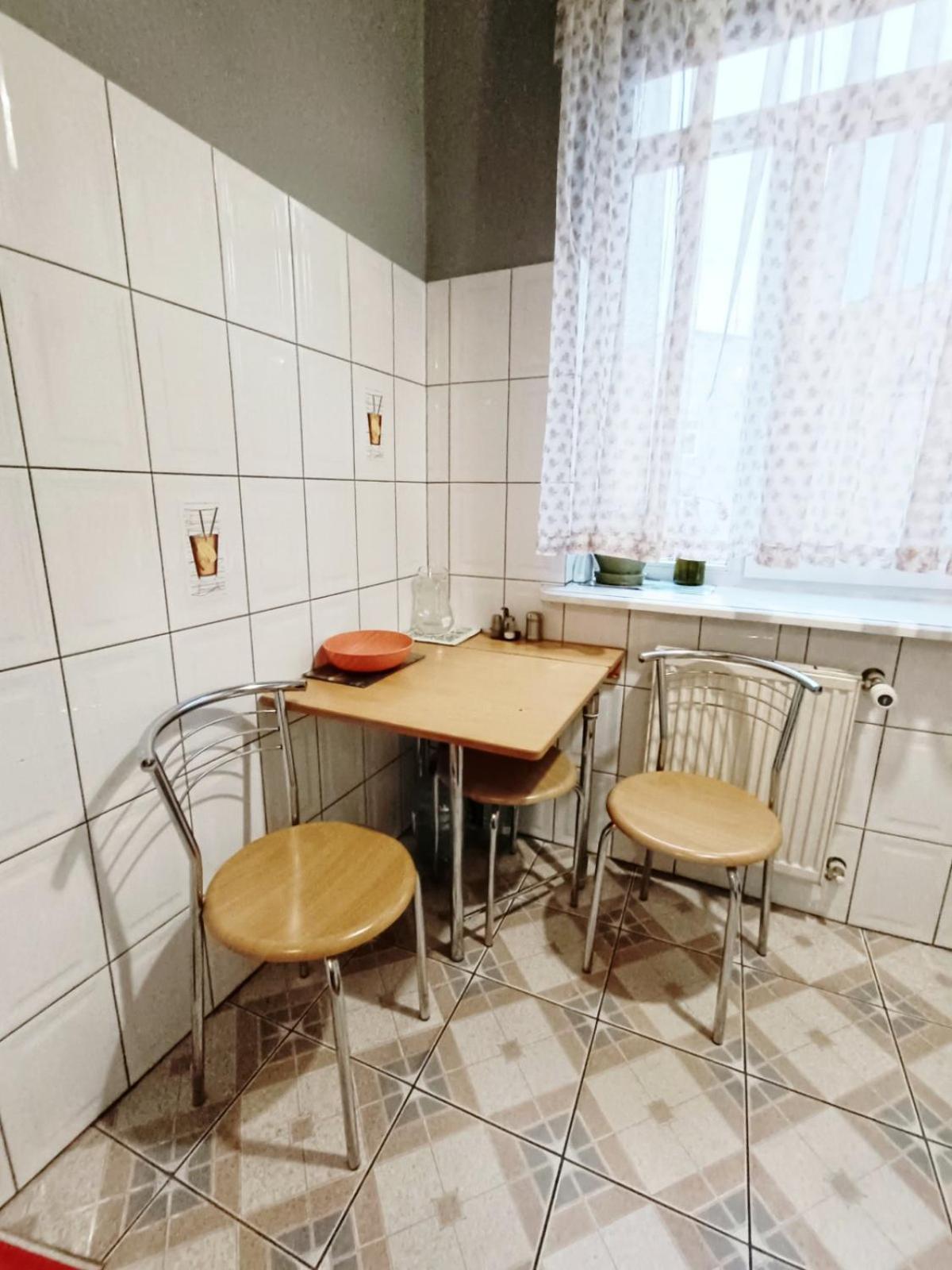 Apartment Anna ลวีฟ ภายนอก รูปภาพ